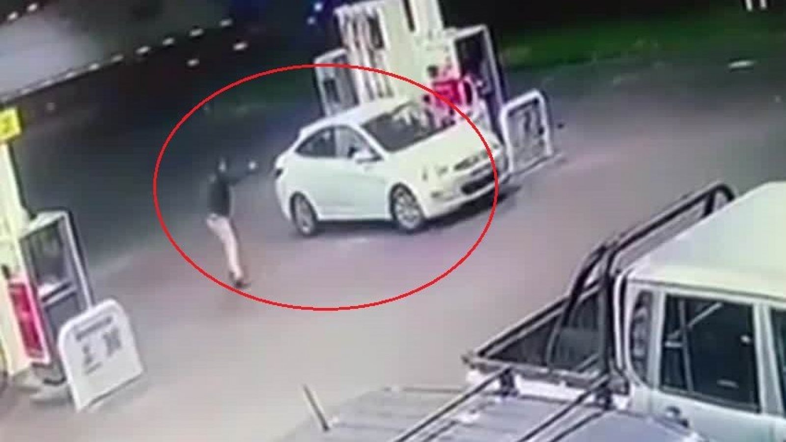 Video: Funcionario de la PDI repele a balazos asalto en San Bernardo
