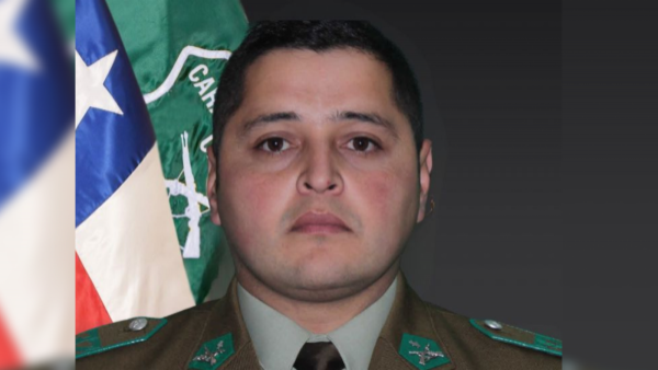 Viuda de carabinero asesinado presenta querella e invoca a la justicia militar

