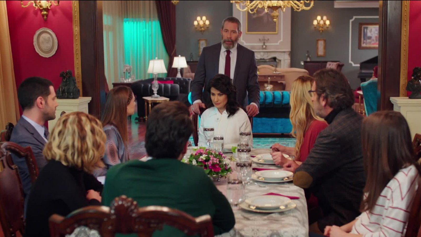 La reveladora cena familiar: Mira el momento de "Me robó mi vida"
