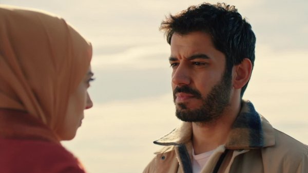 El reencuentro de Nursema y Umut: Mira el momento de "Yo decido amar"
