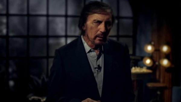 Carlos Pinto presenta “Cuatro Mujeres”
