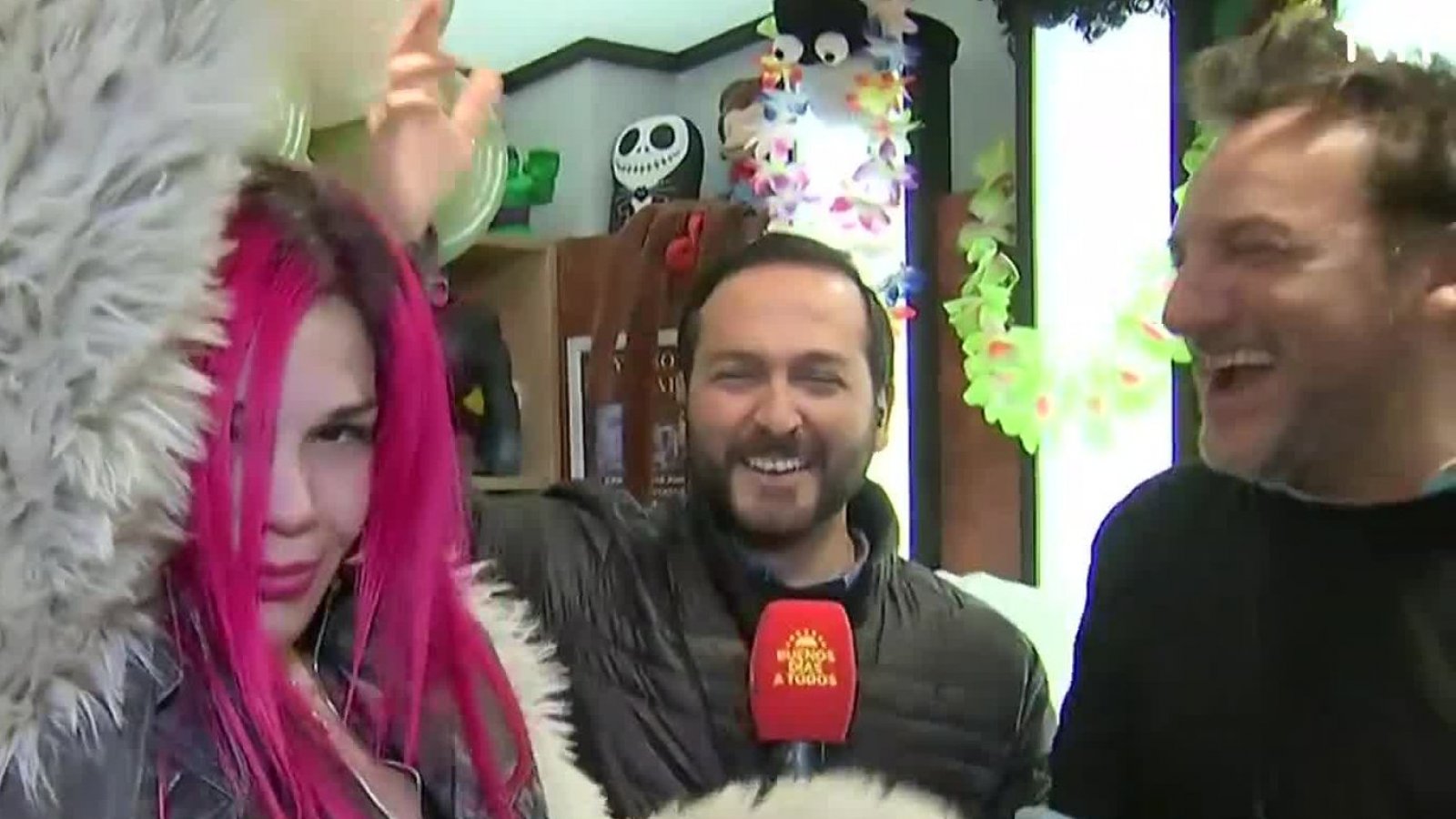 Sorprendimos a nuestro querido Daniel Fuenzalida en su cumpleaños
