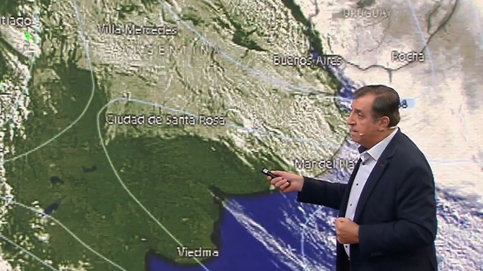 "Se viene con todo": El categórico informe de Iván Torres sobre el frío, la lluvia y nieve para este martes
