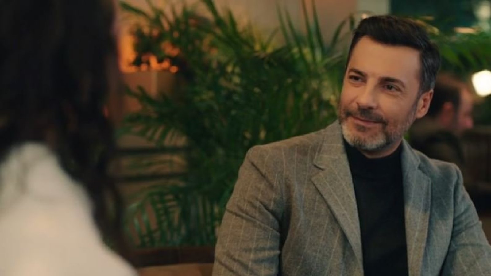 Leman cree que Omer tiene una relación con Alev: mira el momento de "Yo decido amar"
