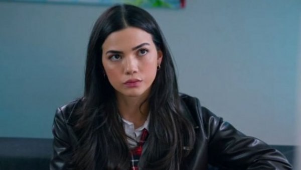 Todo por mi familia - T1E347 | Yasmín en contra de Asiye
