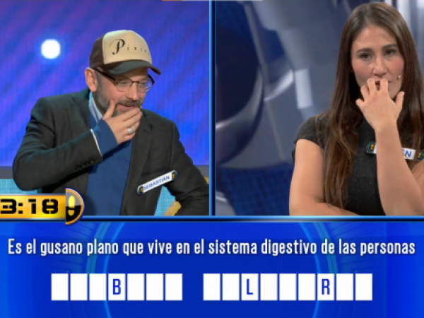 Versus de primer nivel: Belén y Sebastián lo dejan todo en ¡Ahora Caigo!