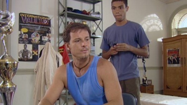 El Clon - T1E138 | Xande es inocente

