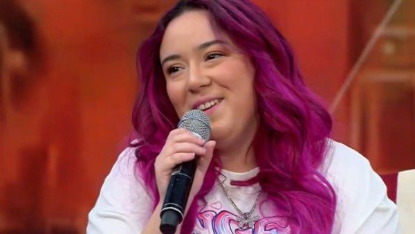 "Estaba empezando una apendicitis": Christell revela detalles del momento del yogur en concierto
