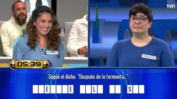 ¿Era difícil? El refrán que Andrea no pudo recordar y la hizo caer

