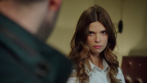 Me robó mi vida - T1E257 | La decisión de Arzu
