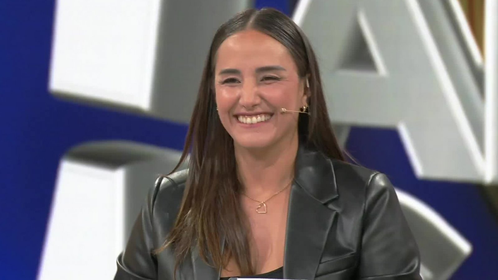 Isidora Urrejola es la primera líder de la noche
