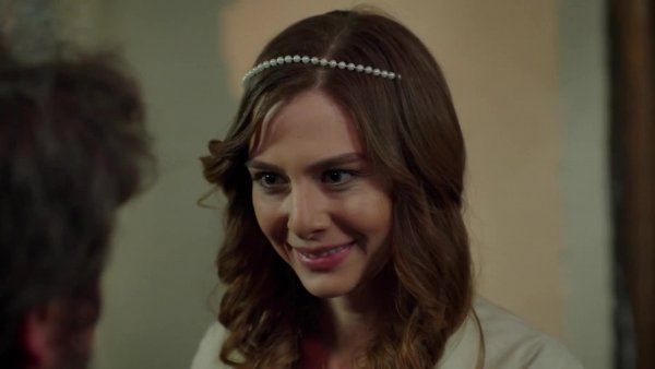 Me robó mi vida - T1E265 | La boda de Bahar
