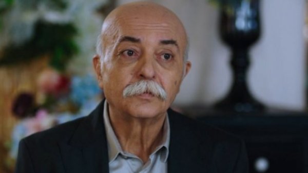 Abdullah se entera del chantaje a su yerno: Mira el momento de "Yo decido amar"
