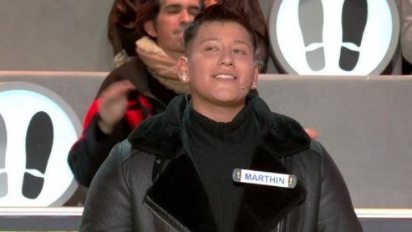"Soy cantante urbano": participante muestra su talento en Ahora Caigo
