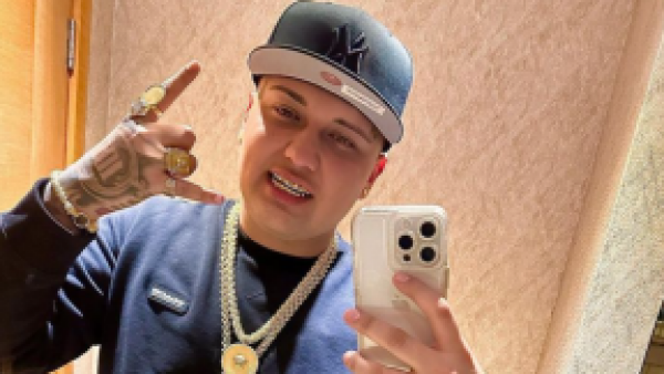 Robo avaluado en más de $50 millones: cantante urbano Itan New York es asaltado en Maipú

