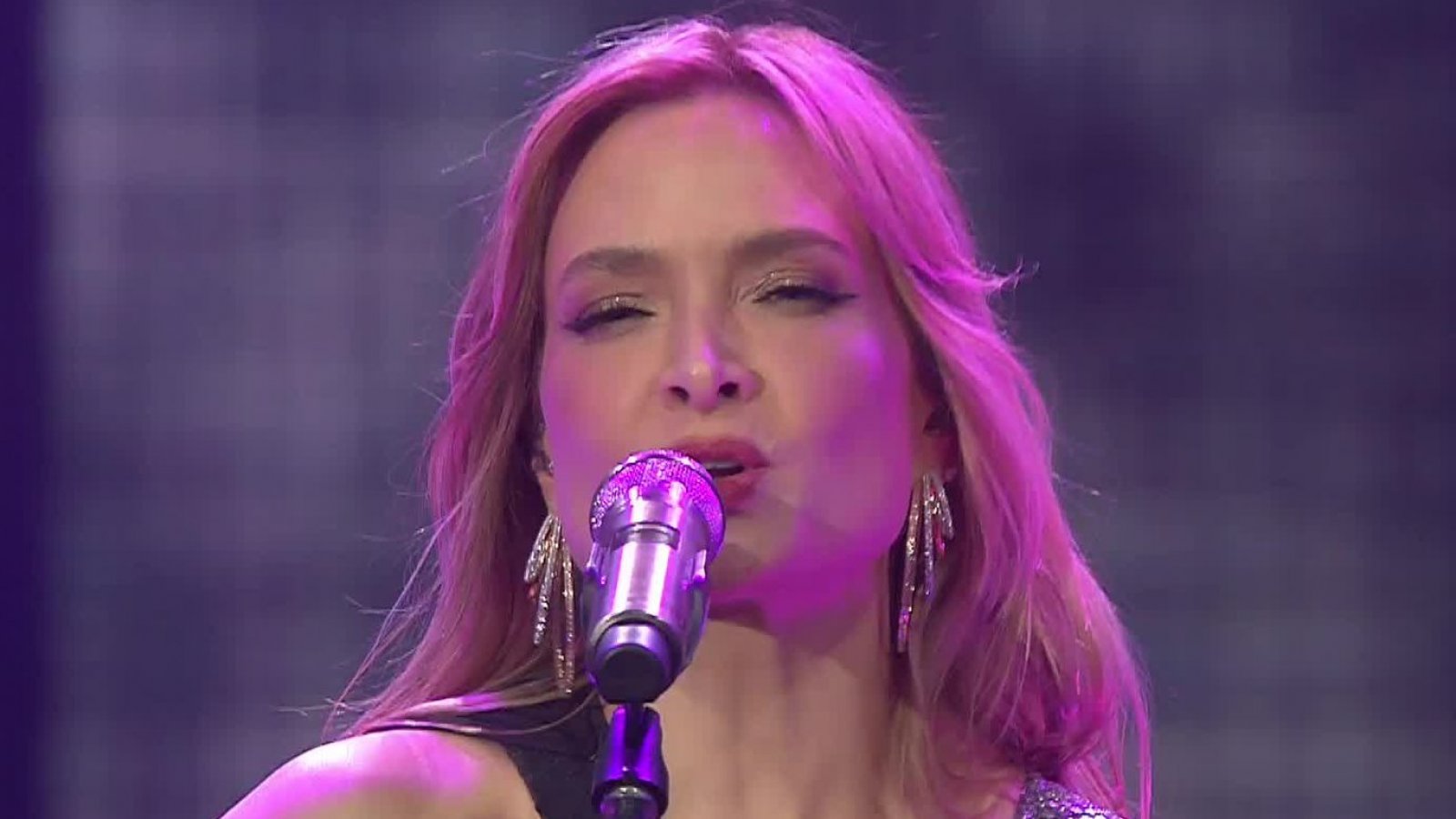 "Esperando nada": El icónico disco de Nicole presente en los Pulsar 2024
