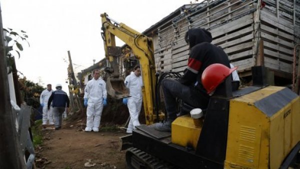 Con retroexcavadora buscan a nuevas víctimas del asesino de Ámbar Cornejo
