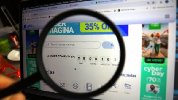 Cerca de 1.500 reclamos recibió Sernac por compras en el Cyber Day
