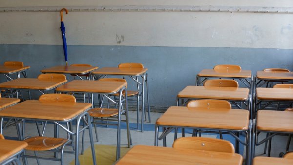 Decretan "suspensión total" de clases en 4 regiones para los días jueves y viernes