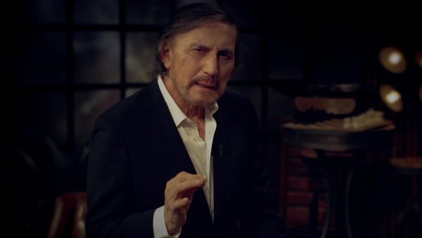 Carlos Pinto presenta “El tiempo nos une”
