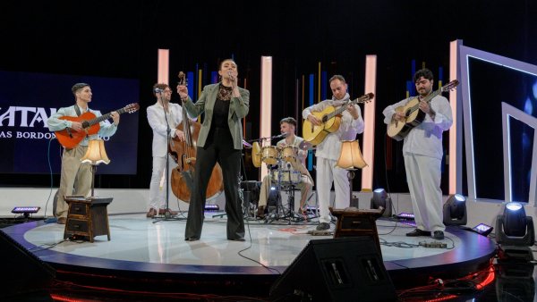 Tocata Hora 25 en NTV: Banda Catalina y Las Bordonas de Oro
