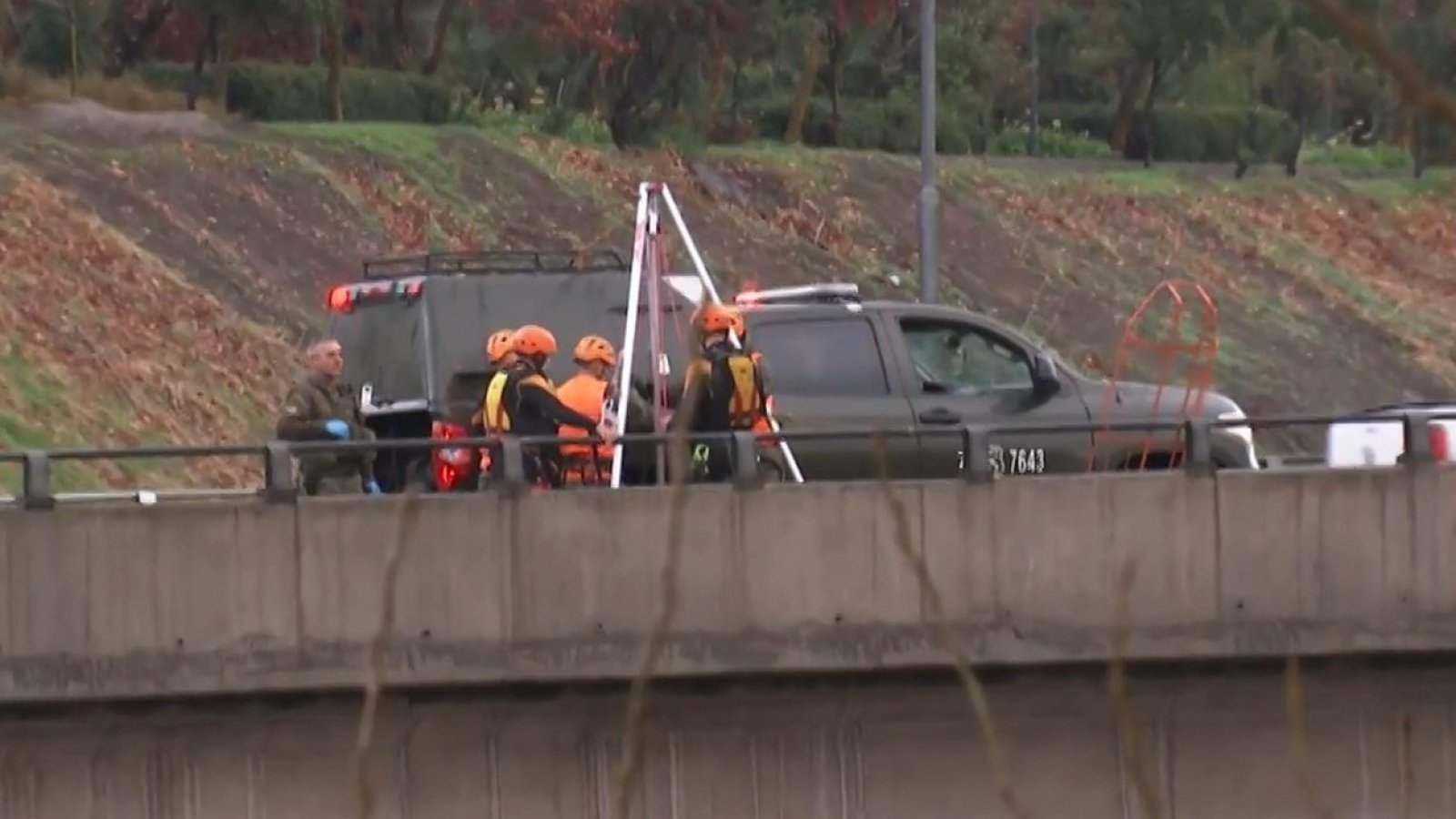 Encuentran cadáver en ribera del río Mapocho
