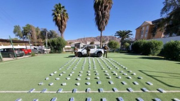Carabineros impidió el paso de 212 kilos de droga en Chañaral
