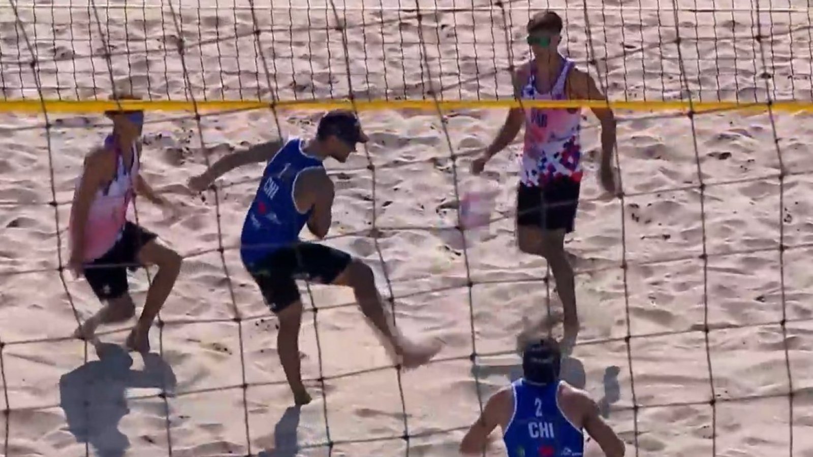 "¡Cómo la levanta!" El aplaudido punto de Marco Grimalt en el preolímpico de vóleibol playa
