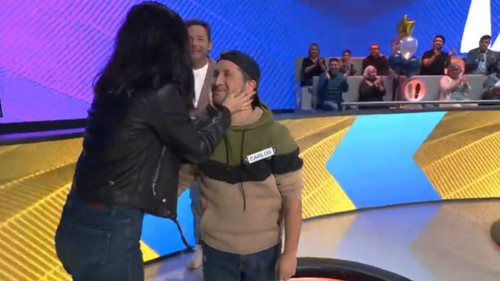 ¡Un romántico! Concursante le pide pololeo a participante que conoció en el programa
