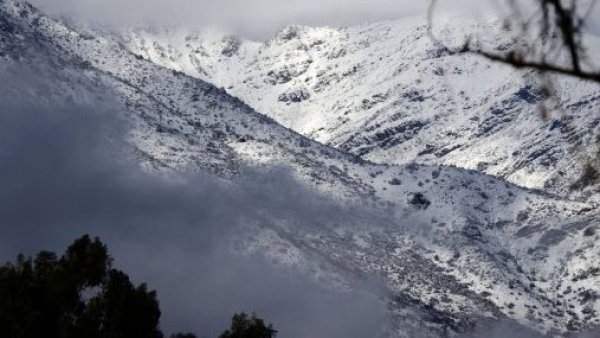 Rescatan a 20 personas que se estaban aisladas en centro de ski Lagunillas
