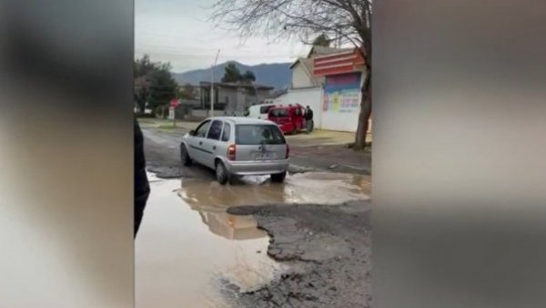 Después de la lluvia: ¡Santiago lleno de socavones!
