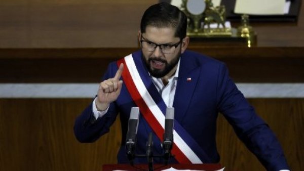 "Manifiesto mi preocupación": Presidente Boric condena intento de golpe de Estado en Bolivia
