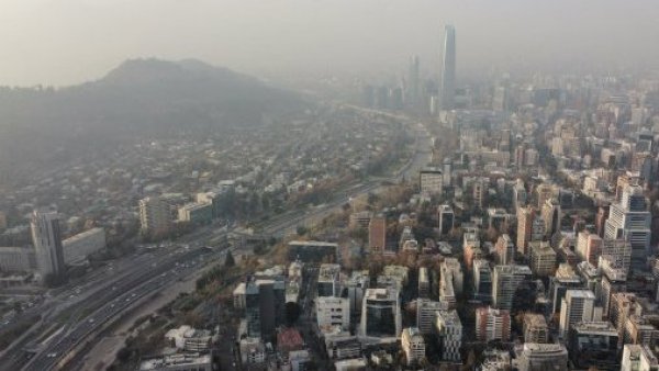 <p>Restricción vehicular</p>Decretan alerta ambiental este viernes en la región Metropolitana
