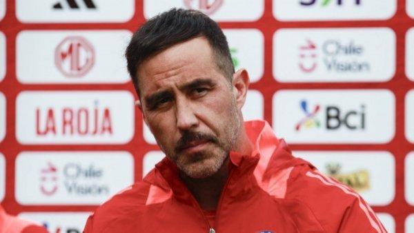 Claudio Bravo pidió sanción "muy drástica" para encargados del VAR
