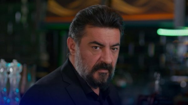 La nueva venganza de Akif: Mira un avance de esta semana de "Todo por mi familia"
