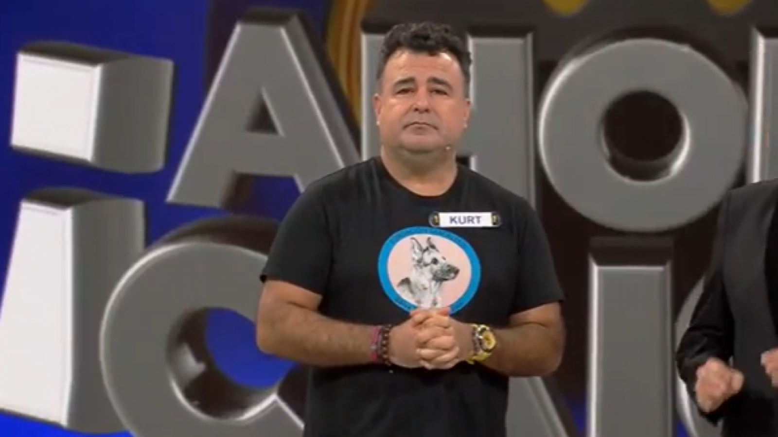 ¡Bienvenido a TVN! Kurt Carrera es el primer líder
