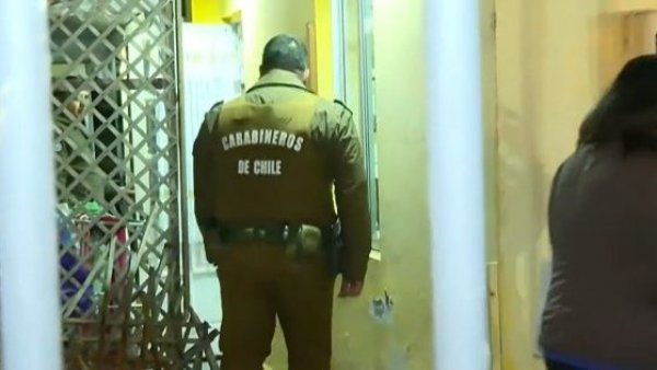 Violento turbazo a casa en Maipú: Niño de seis años fue encañonado