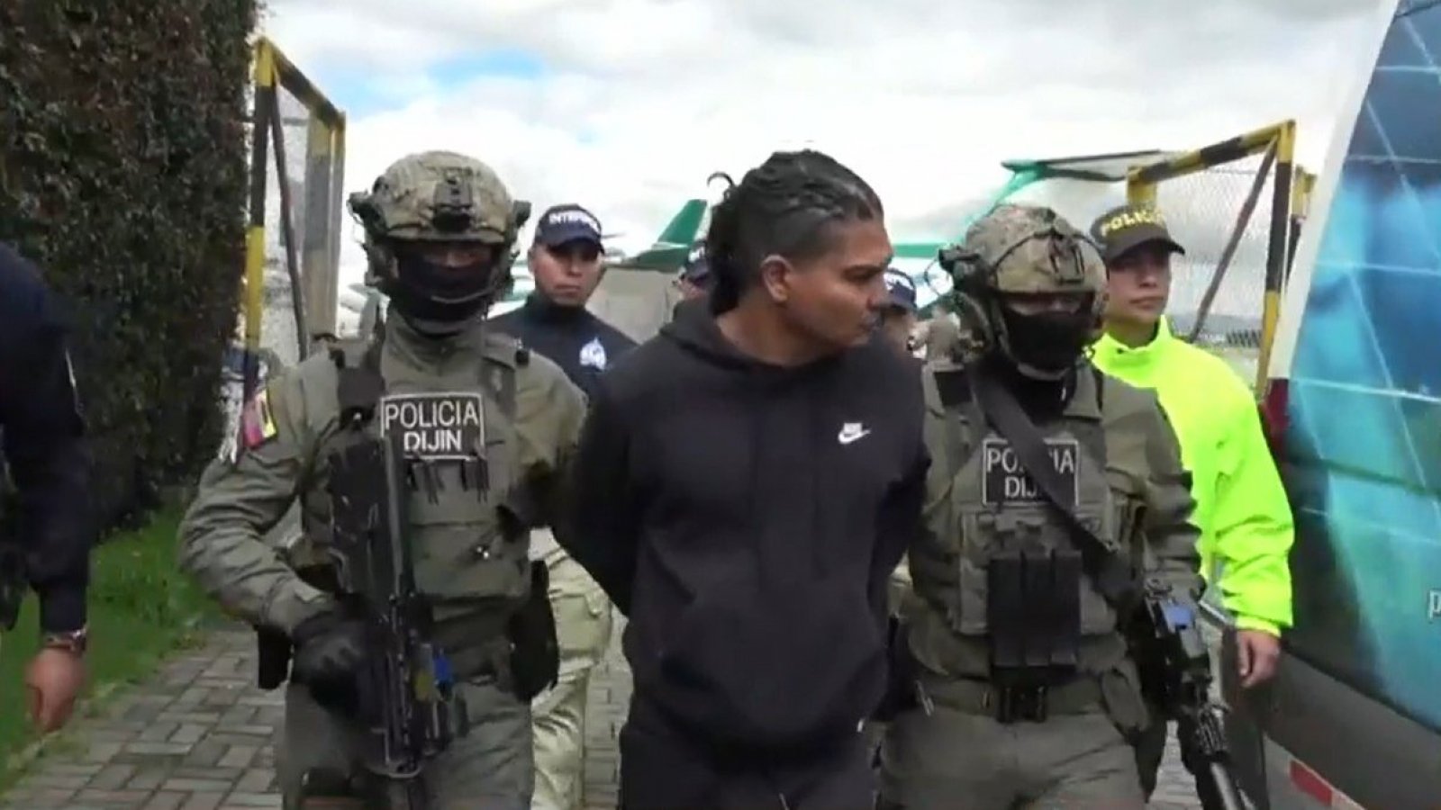 ¿Es necesaria la extradición del criminal venezolano Larry Changa a Chile?
