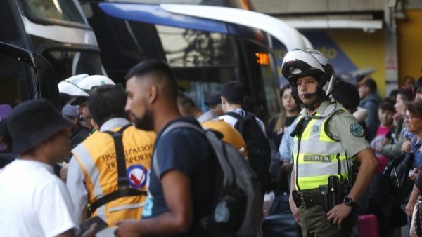 Senado aprueba la idea de legislar proyecto que exigirá mostrar carnet de identidad en viajes de buses
