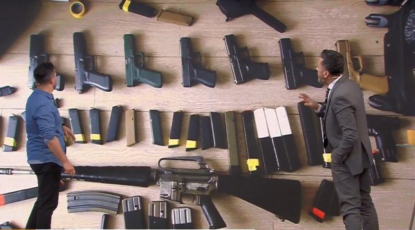 Eduardo Labarca nos explica cómo son las armas incautadas
