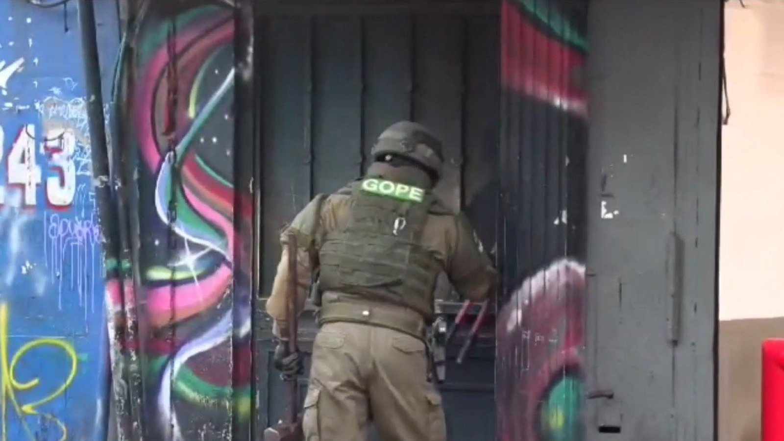 "Esta es la casa número 66 que se está recuperando": Operativo policial en calle San Diego
