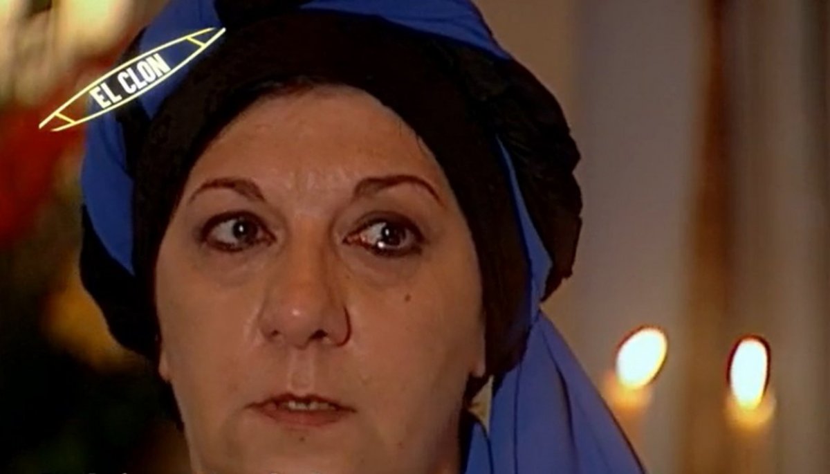 Los ruegos de Zoraide Mira un avance de este martes de "El Clon" TVN