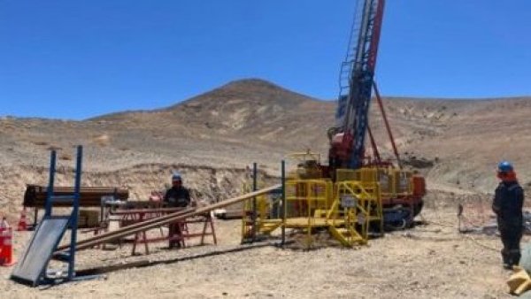 Minero atrapado a 260 metros de profundidad: ¿Qué se sabe?

