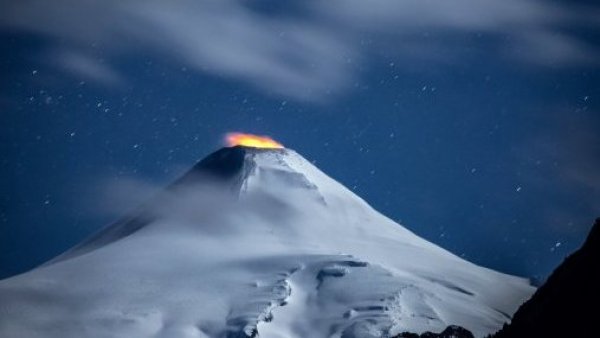 Afirman que cenizas del volcán Villarrica no traspasaron perímetro de seguridad
