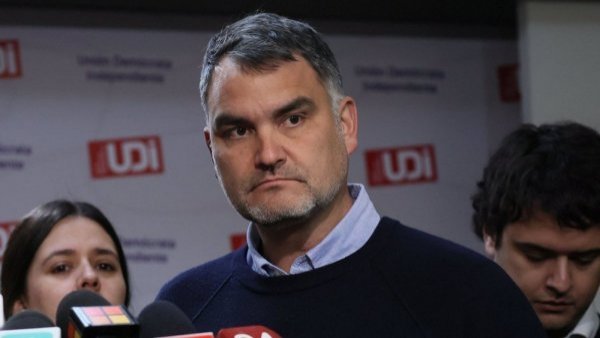 Javier Macaya renuncia a la presidencia de la UDI
