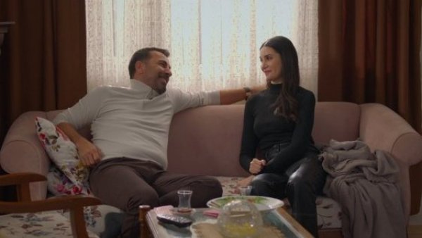 Todo por mi familia - T1E380 | Una sorpresiva petición de matrimonio
