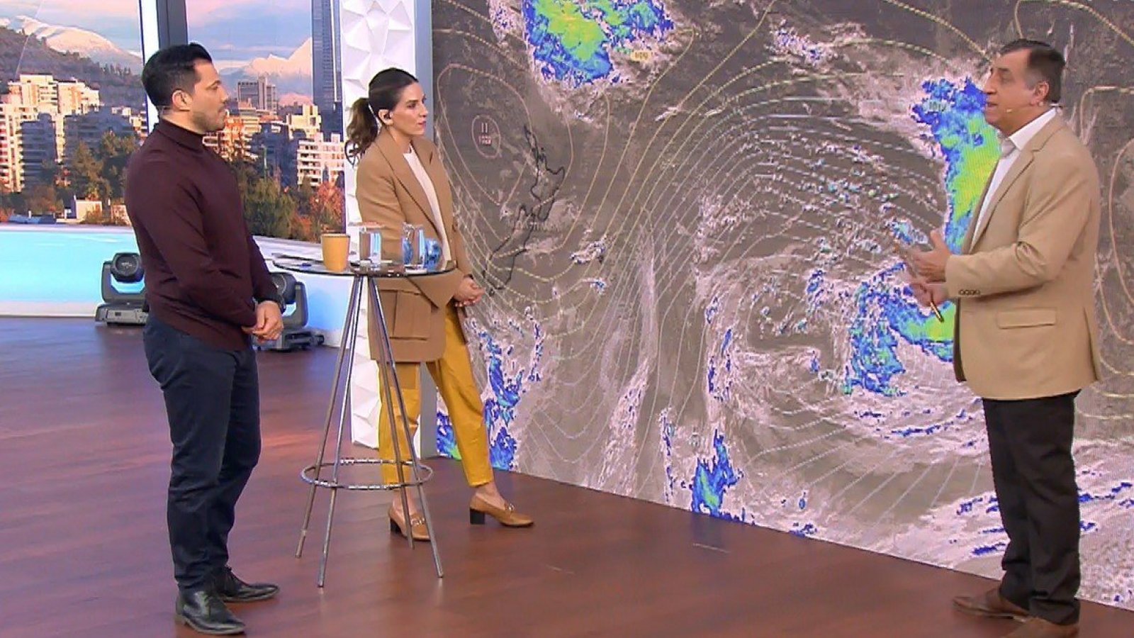 Iván Torres explica las características de los dos sistemas frontales que traerán lluvias
