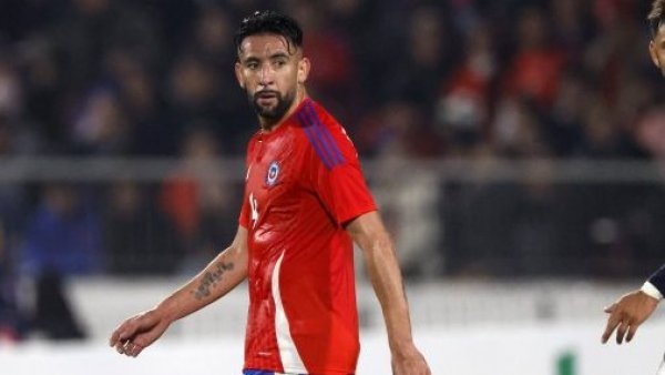 Colo Colo puso fin a la teleserie y anunció el arribo de Mauricio Isla

