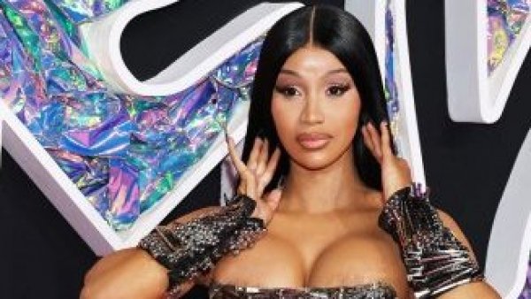 Cardi B revela que está embarazada a días de haberse divorciado