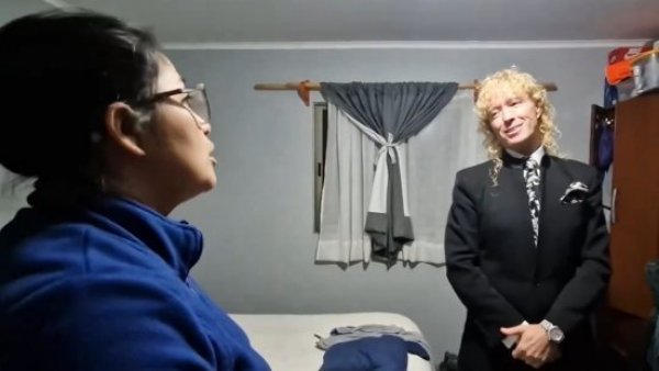 Farka dona millones a familia afectada por corte de luz en Pudahuel